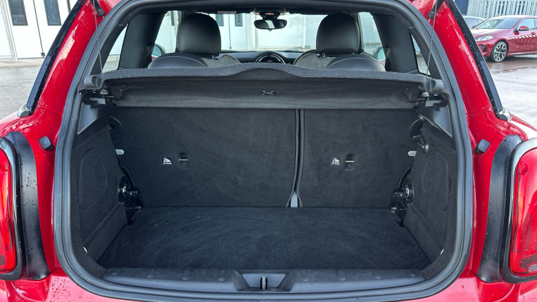 MINI Hatchback 135kW Cooper S Level 2 33kWh 3dr Auto Electric Hatchback